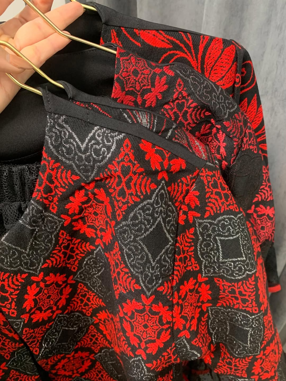 ست کت و دامن خوشگل ۳۸ تا ۴۸/۵۰